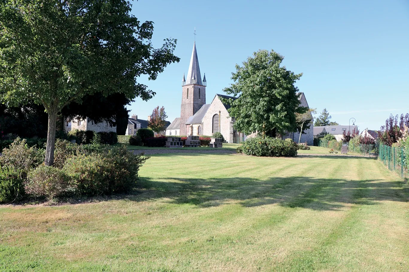 Eglise St-Martin-des-Besaces