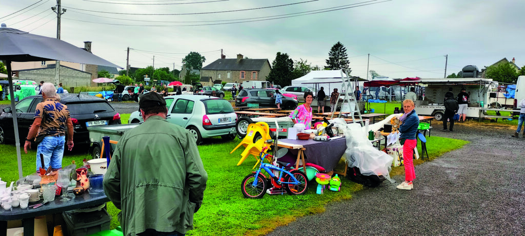 Vide grenier etouvy